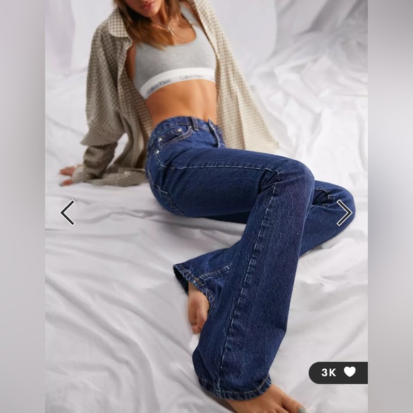 ASOS design flare jeans in mid-wash - Picture 2 of 3